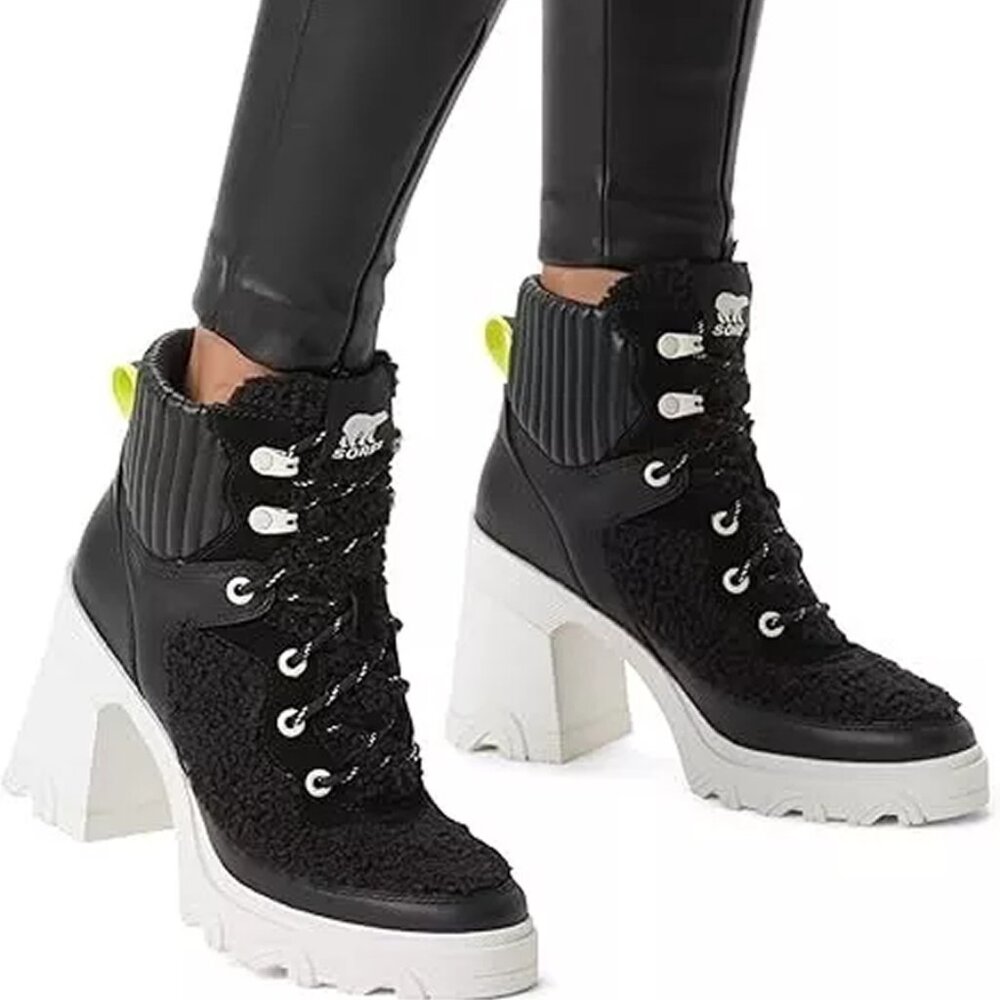 New! Sorel Women's Brex Heel Cozy Lace Boots Black/Sea Salt  DD407